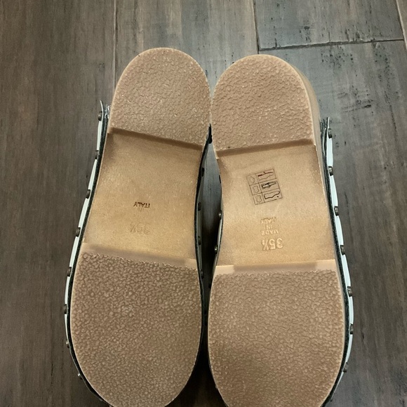 M. Gemi The Greta Ivory Leather Studded Lightweight Platform Clog 35.5 US 5.5 - Picture 8 of 8